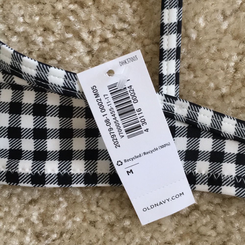 Old Navy underwire swim top for women - Picture 5 of 5